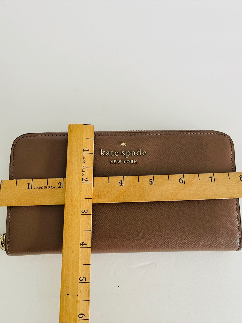 kate spade Mauve Zip-Around Saffiano Leather Wallet with Gold Logo Dusty Pink - Picture 4 of 14
